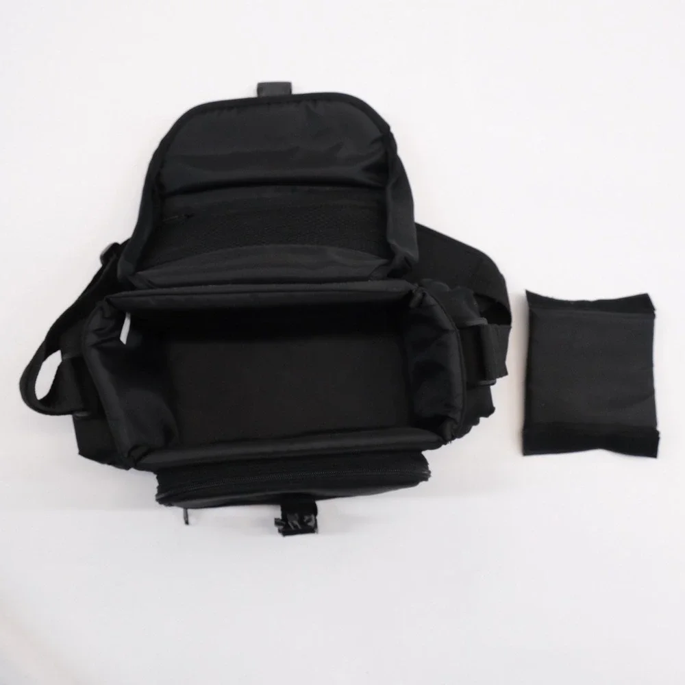 Nikon adjustable shoulder